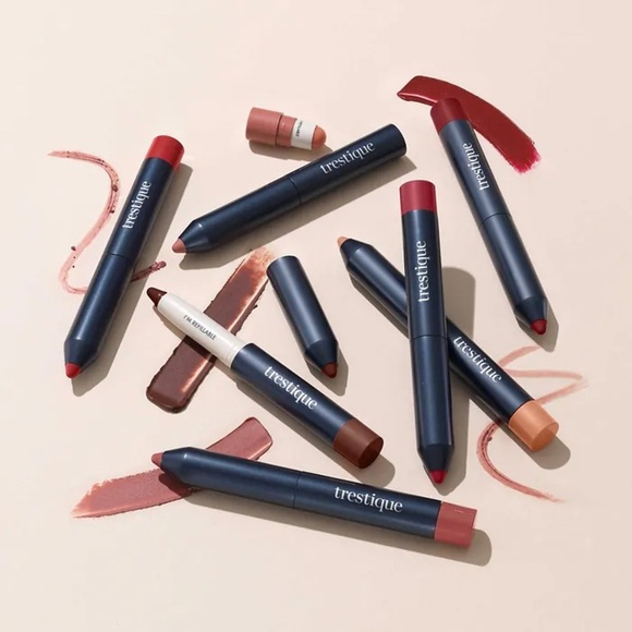 Trestique Lip Crayon in Deep Red - Picture 6 of 10